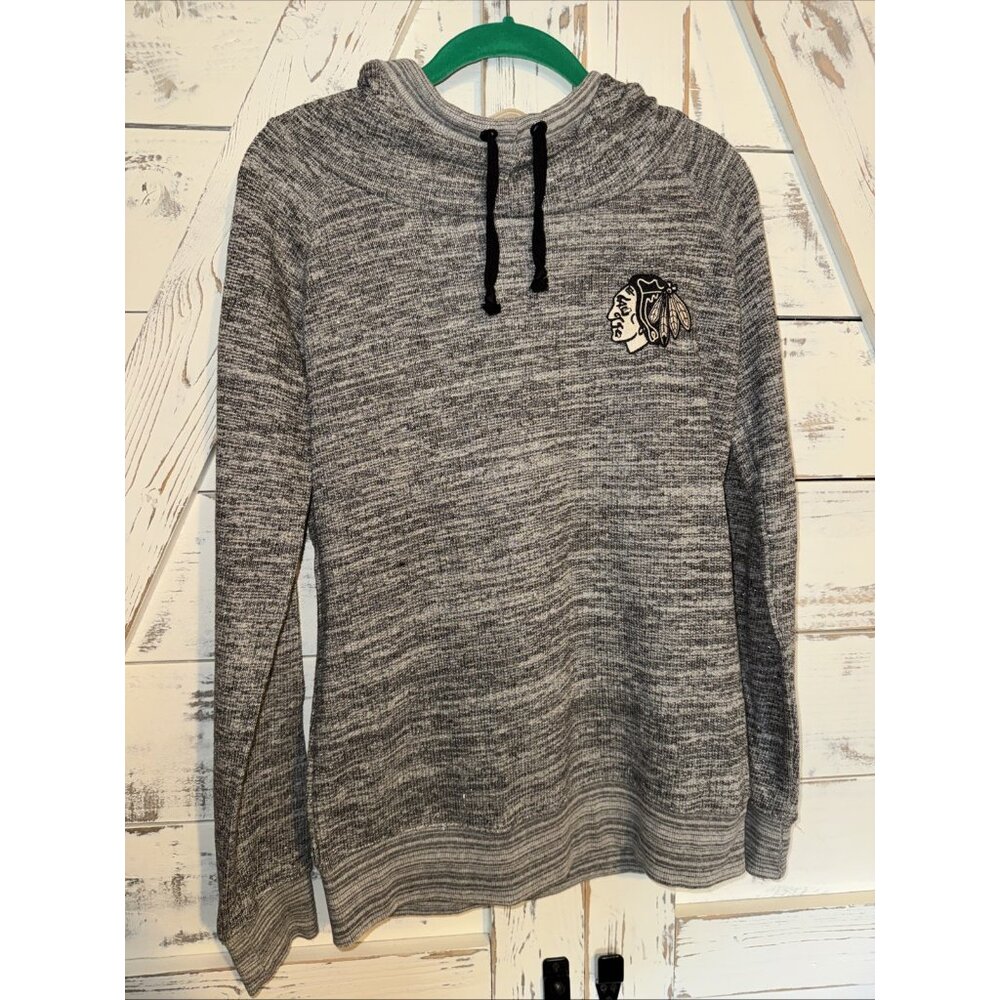 NWT Chicago Blackhawks Old Time Hockey Newbury Collection Hoodie Silver Glitter